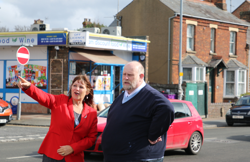 Tom working with the councillor team